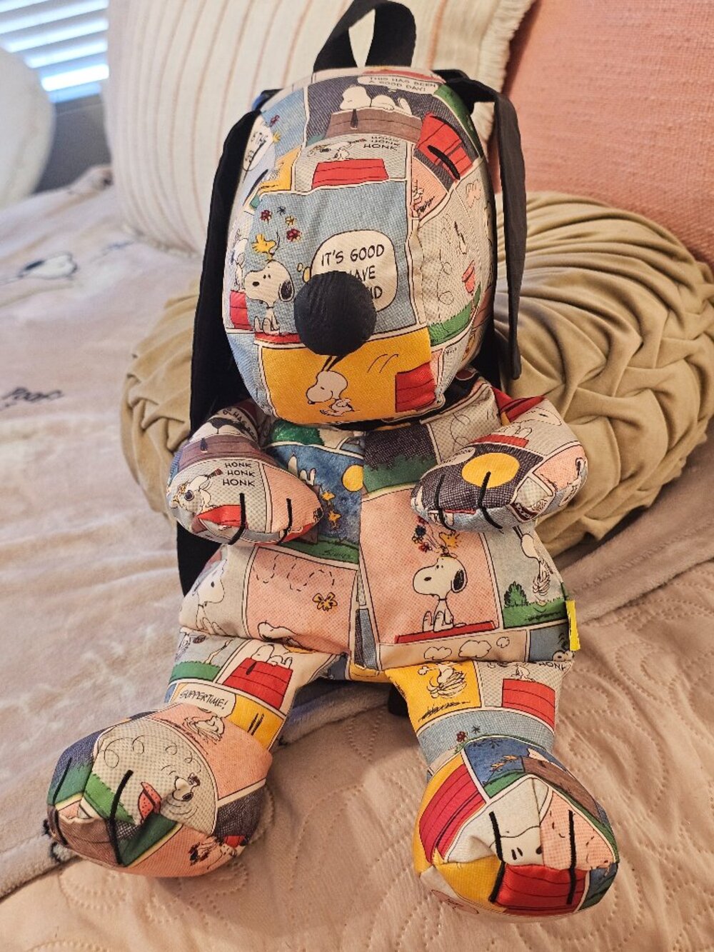 NWT LeSportsac x Peanuts Snoopy Comic Strip Plush Dog Backpack Rare Collectible